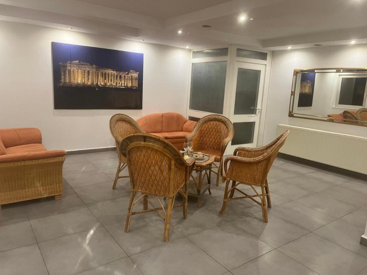 Akropolis Hotel Любек Экстерьер фото